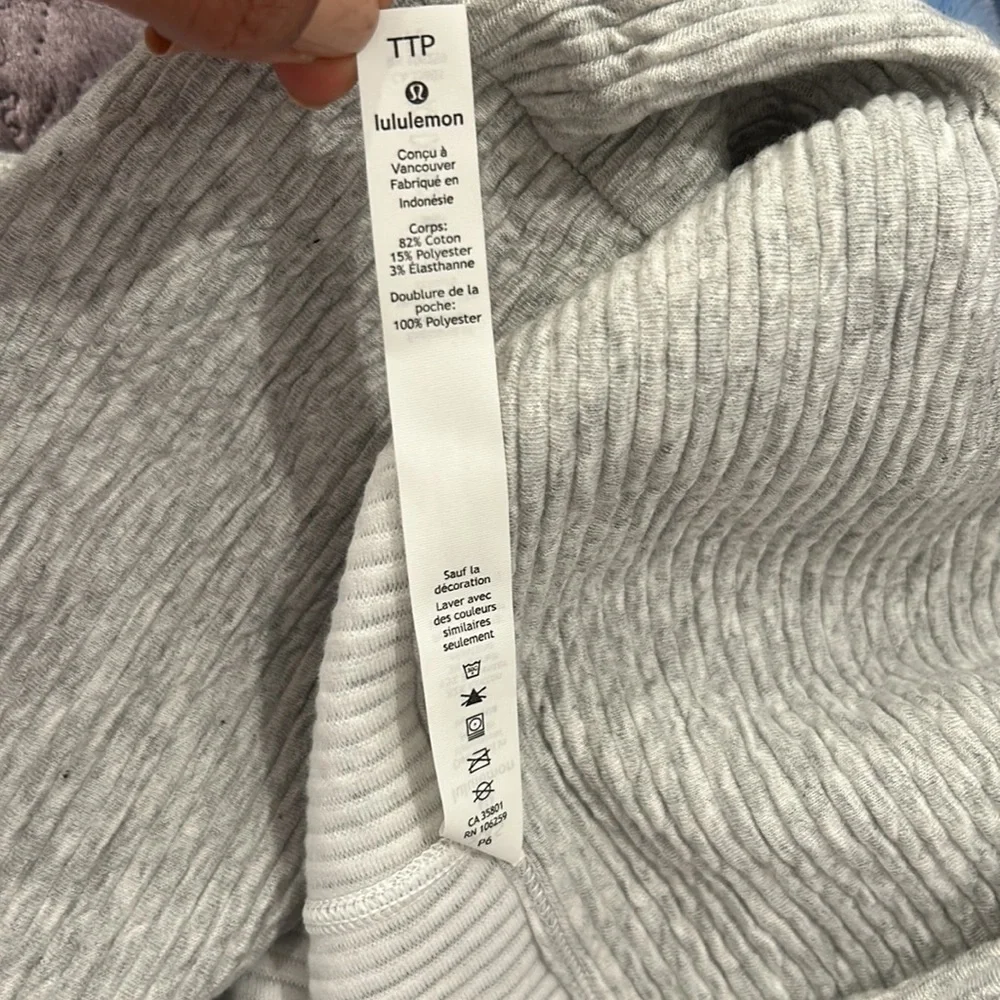 Lululemon Gray Sweater, Size XXS